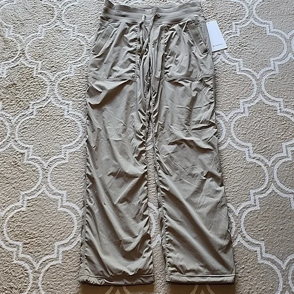 Lululemon Dance Studio MR Lined Pant *Regular In Sheer Oak NWT - Picture 2 of 7